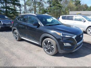  Salvage Hyundai TUCSON