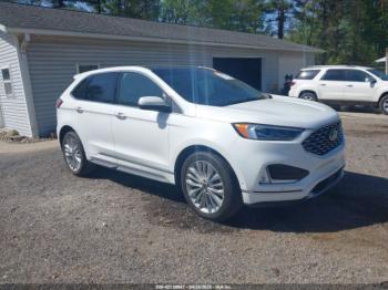  Salvage Ford Edge