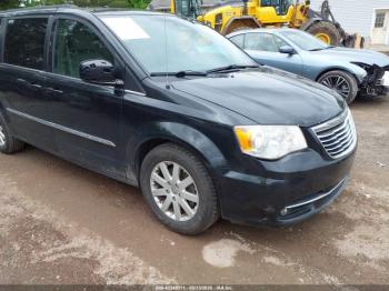  Salvage Chrysler Town & Country