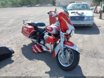  Salvage Harley-Davidson Flhtcuse3