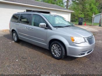  Salvage Chrysler Town & Country