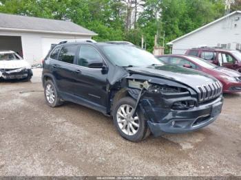  Salvage Jeep Cherokee
