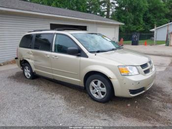  Salvage Dodge Grand Caravan