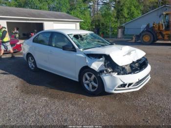  Salvage Volkswagen Jetta