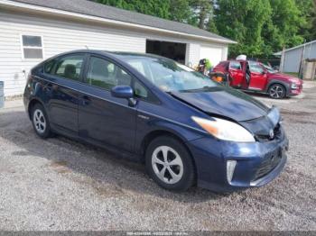  Salvage Toyota Prius