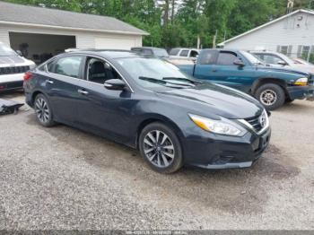  Salvage Nissan Altima