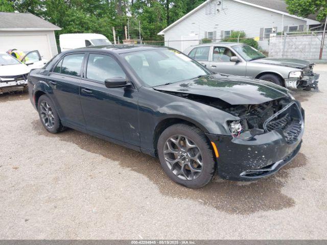  Salvage Chrysler 300