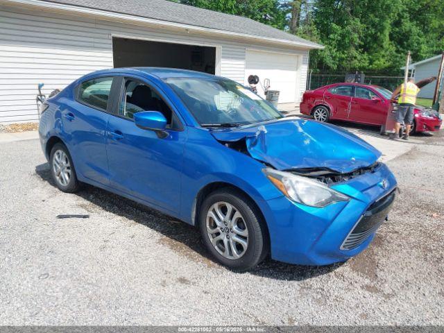  Salvage Toyota Yaris