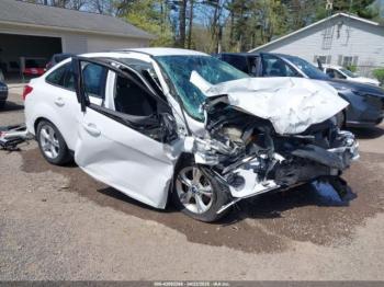  Salvage Ford Focus