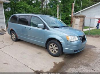 Salvage Chrysler Town & Country