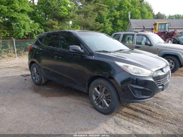  Salvage Hyundai TUCSON