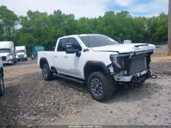  Salvage General Motors Sierra 2500HD