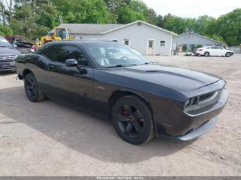  Salvage Dodge Challenger
