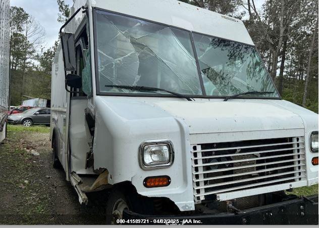  Salvage Ford E-450