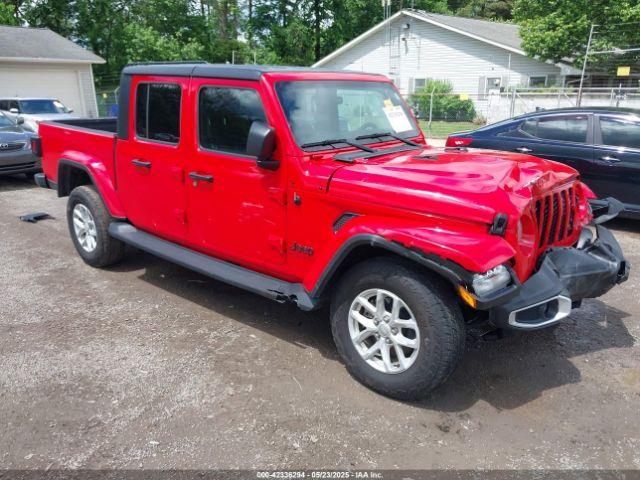  Salvage Jeep Gladiator