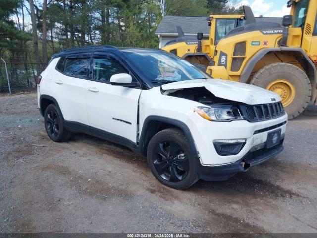  Salvage Jeep Compass