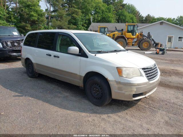  Salvage Chrysler Town & Country