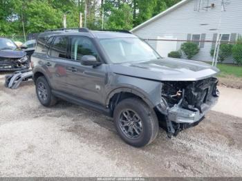  Salvage Ford Bronco