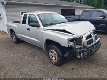  Salvage Dodge Dakota