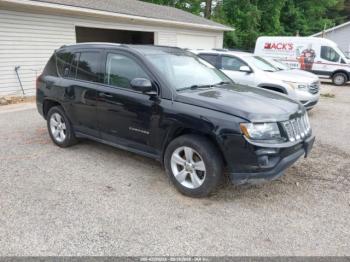  Salvage Jeep Compass