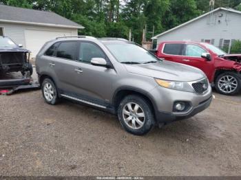 Salvage Kia Sorento