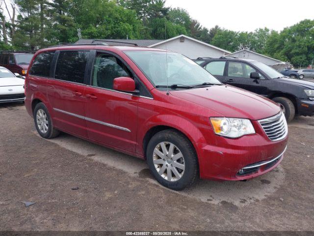  Salvage Chrysler Town & Country