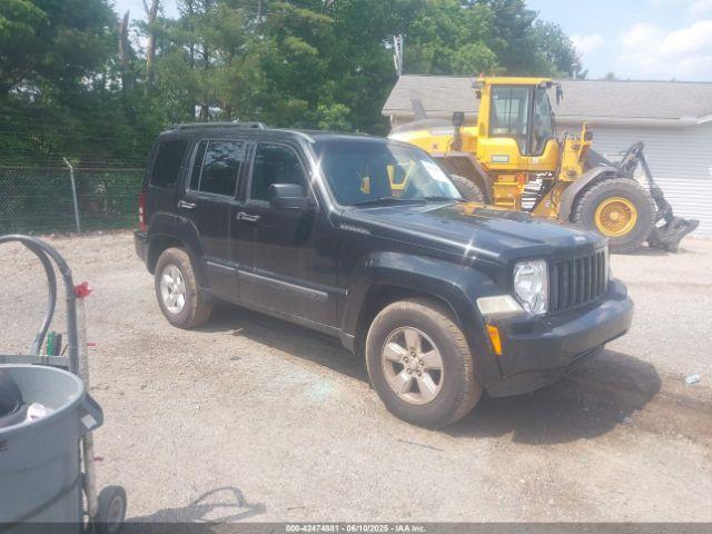  Salvage Jeep Liberty