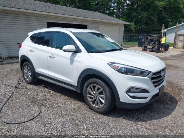  Salvage Hyundai TUCSON