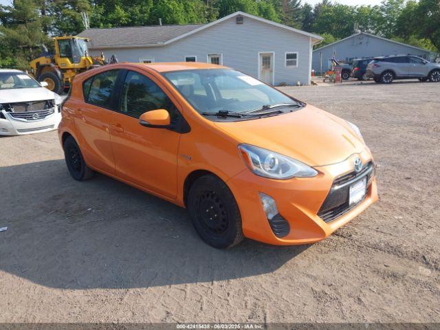  Salvage Toyota Prius c