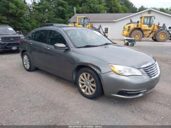  Salvage Chrysler 200