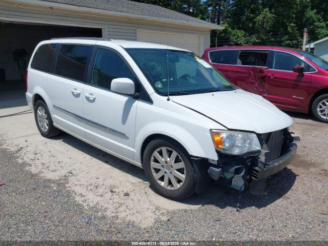  Salvage Chrysler Town & Country