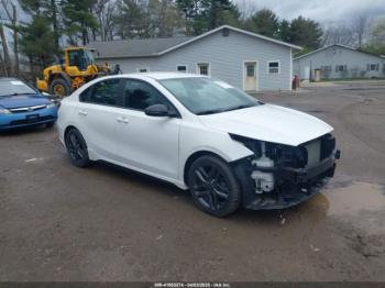  Salvage Kia Forte