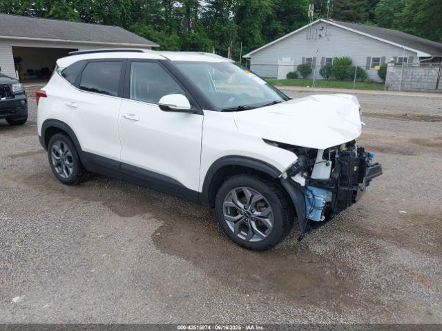  Salvage Kia Seltos