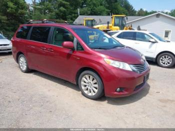  Salvage Toyota Sienna