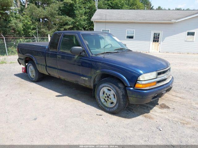  Salvage Chevrolet S-10