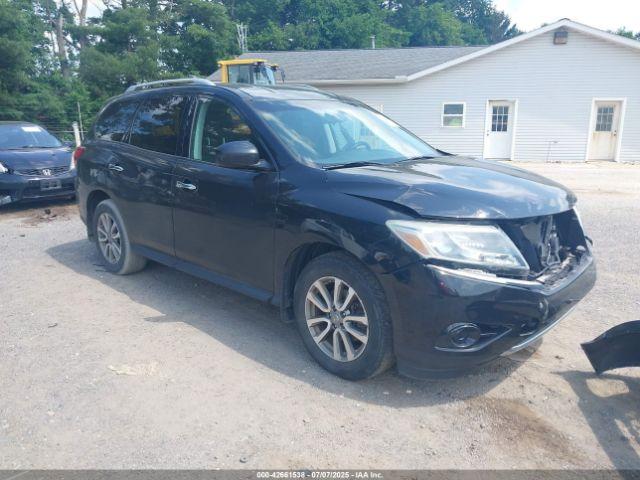  Salvage Nissan Pathfinder
