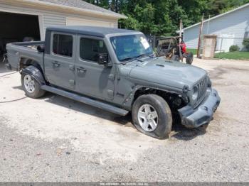  Salvage Jeep Gladiator