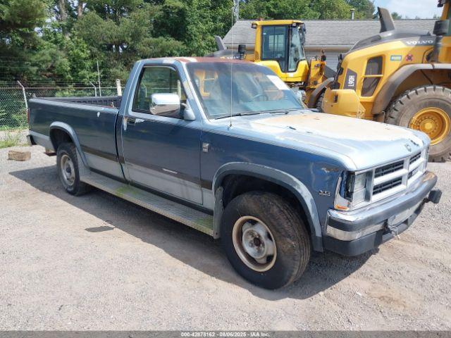  Salvage Dodge Dakota