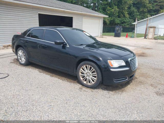  Salvage Chrysler 300