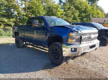  Salvage Chevrolet Silverado 2500