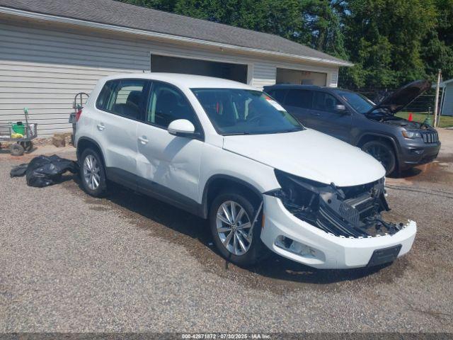  Salvage Volkswagen Tiguan