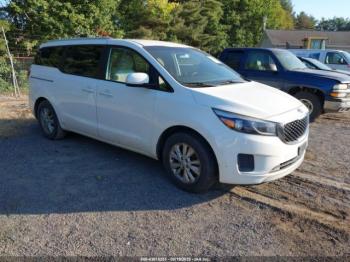  Salvage Kia Sedona