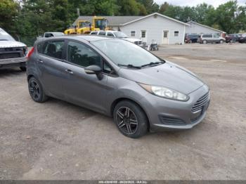  Salvage Ford Fiesta