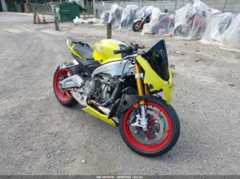  Salvage Aprilia Rs