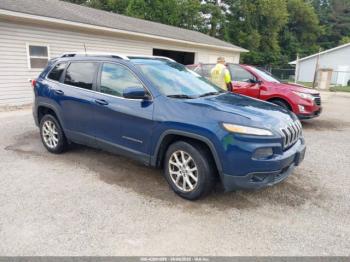  Salvage Jeep Cherokee