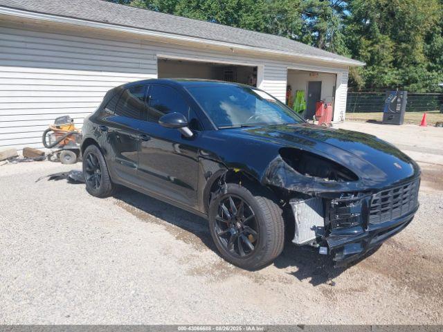  Salvage Porsche Macan