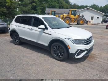  Salvage Volkswagen Tiguan