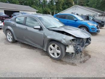  Salvage Dodge Avenger