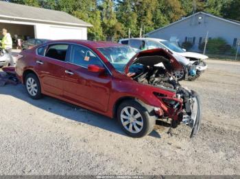  Salvage Nissan Altima