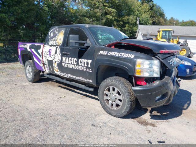  Salvage Chevrolet Silverado 3500